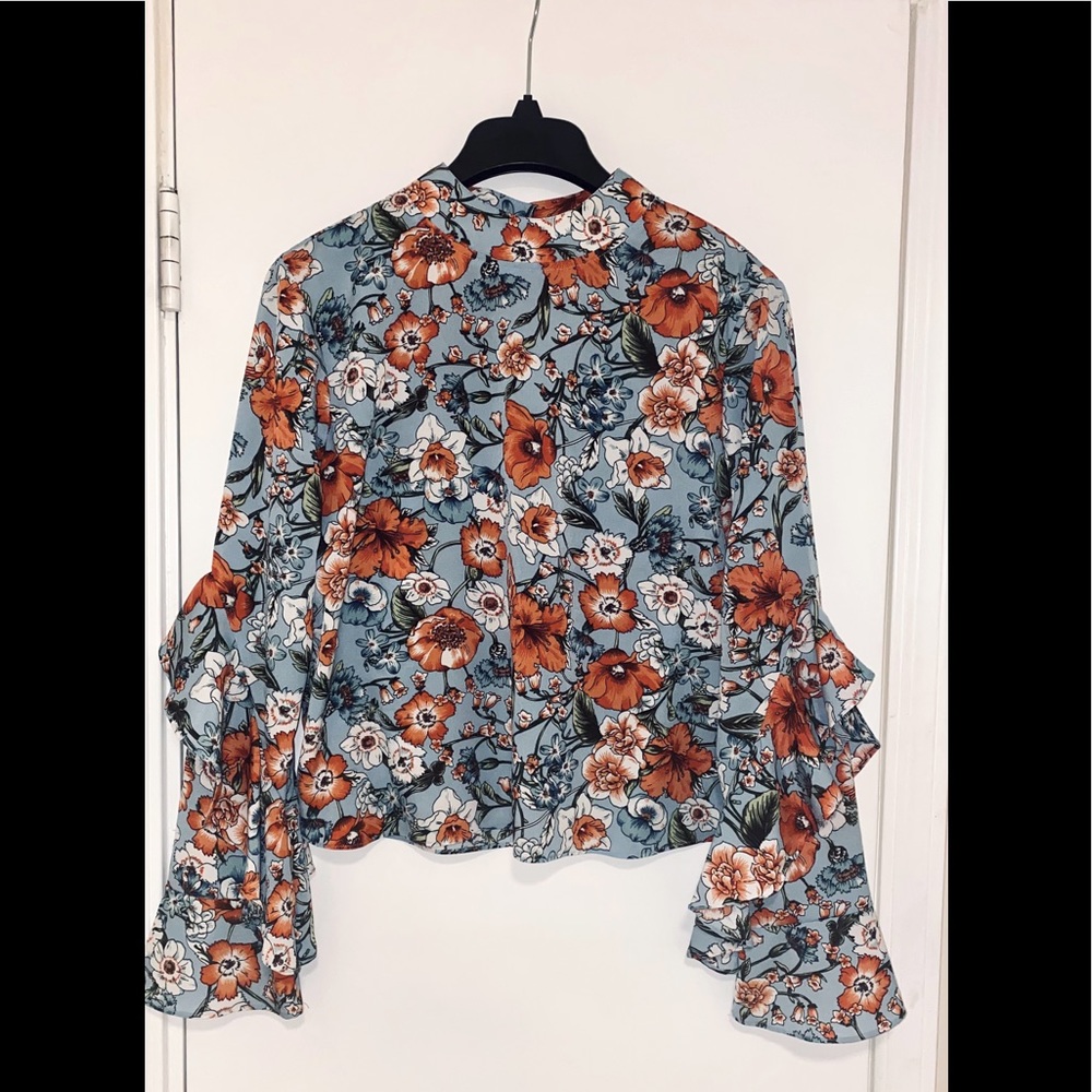 Floral mock boho ruffle sleeve flattering blouse